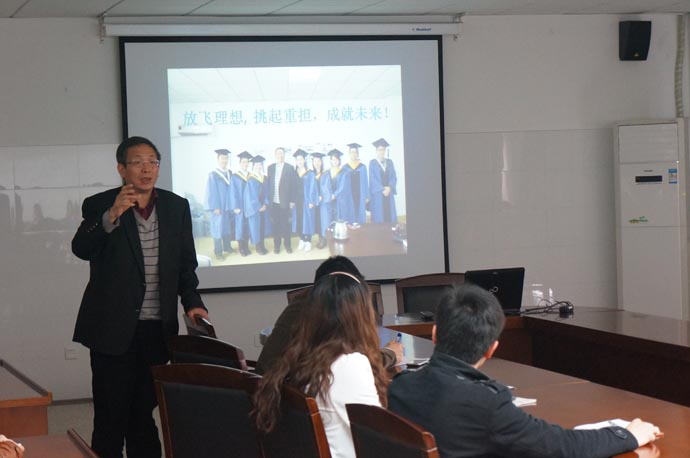 “食源多糖在抗氧化、抗炎和抗肿瘤中的分子机制”讲座在黄色导航
召开