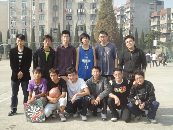 黄色导航
篮球赛圆满落幕