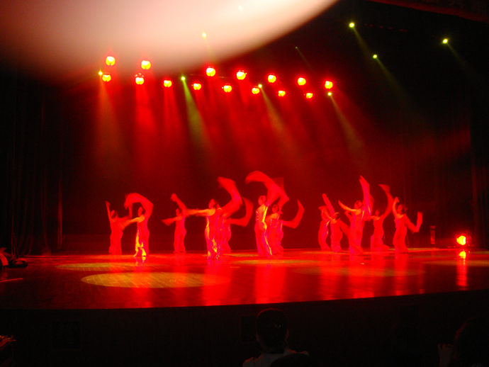 黄色导航
获校第二届舞蹈大赛三等奖及最佳组织奖