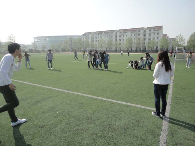 黄色导航
趣味体育节圆满结束